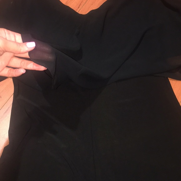 Black dress with sheer cape like NEW - Picture 5 of 7